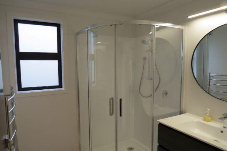 Photo of property in 66 Govett Avenue, Frankleigh Park, New Plymouth, 4310