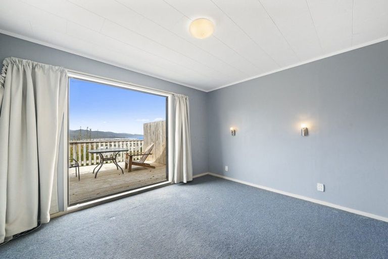 Photo of property in 1/12 Kekeno Grove, Tirohanga, Lower Hutt, 5010