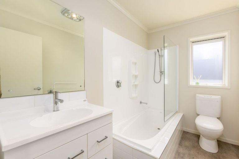 Photo of property in 6 Tosland Street, Wigram, Christchurch, 8042