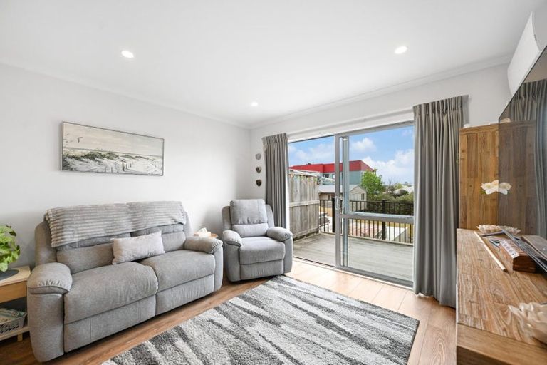 Photo of property in 10/19u Ruakiwi Road, Hamilton Lake, Hamilton, 3204