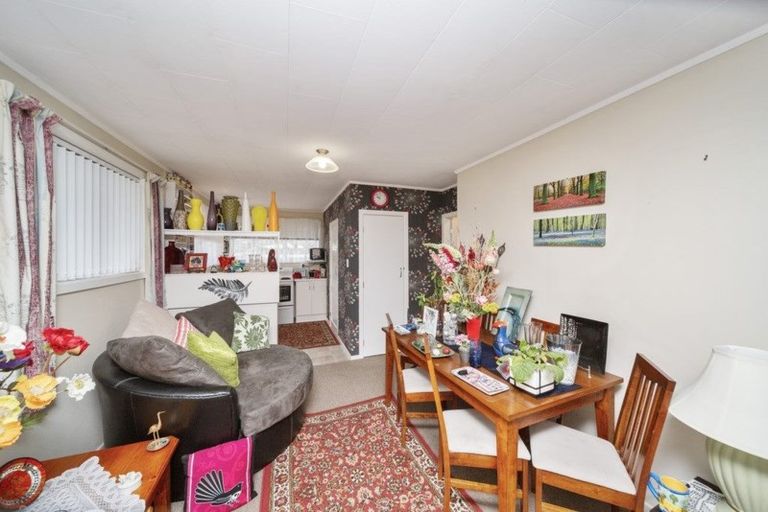 Photo of property in 124b Govett Avenue, Frankleigh Park, New Plymouth, 4310