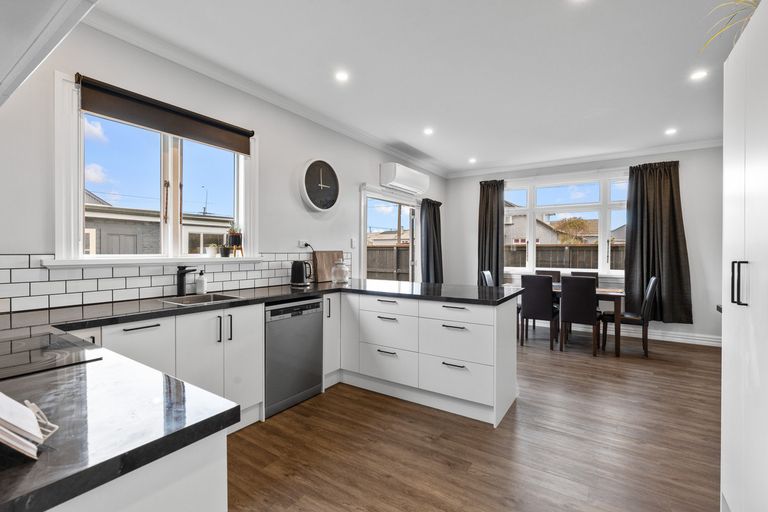 Photo of property in 21 Larkworthy Street, Saint Kilda, Dunedin, 9012