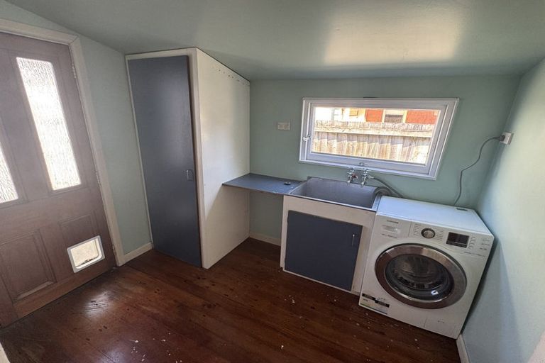 Photo of property in 102 Charles Street, Waltham, Christchurch, 8011