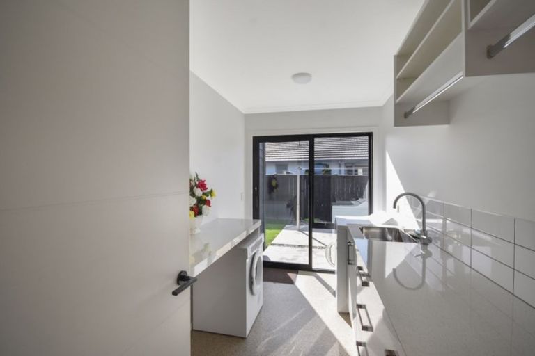 Photo of property in 14 Hagart-alexander Drive, Mosgiel, 9024