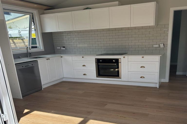 Photo of property in 27 Ava Street, Petone, Lower Hutt, 5012