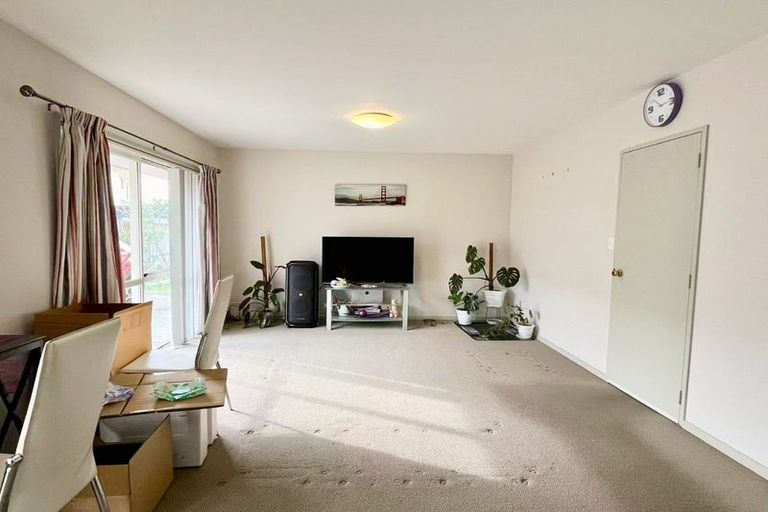 Photo of property in 43 James Street, Mangere East, Auckland, 2024