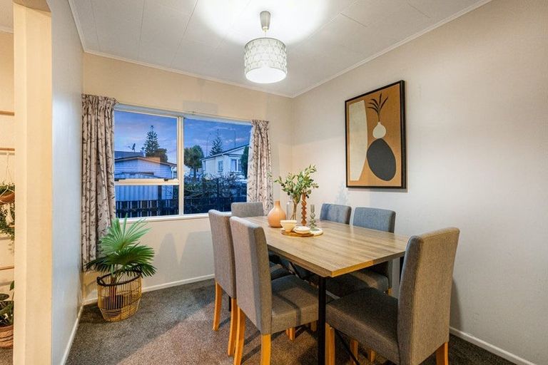 Photo of property in 2 Pascoe Avenue, Paremata, Porirua, 5026