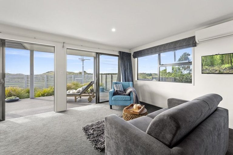 Photo of property in 972 Papamoa Beach Road, Papamoa Beach, Papamoa, 3118