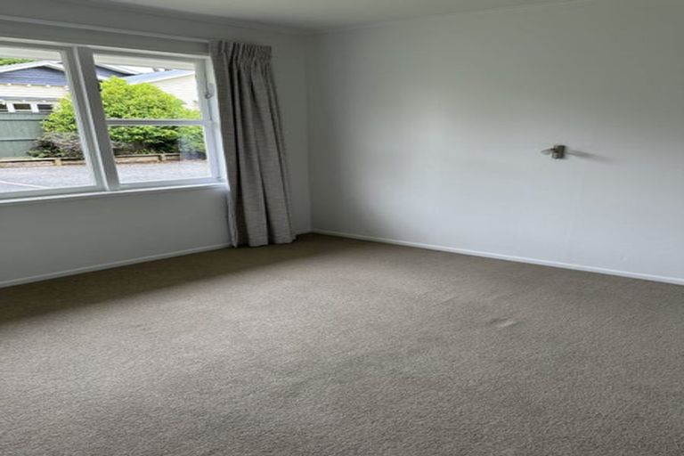 Photo of property in 285f1- Fergusson Drive, Heretaunga, Upper Hutt, 5018