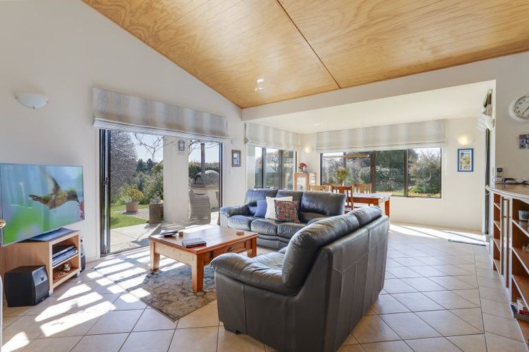 Photo of property in 53 Dawson Road, Upper Moutere, 7173