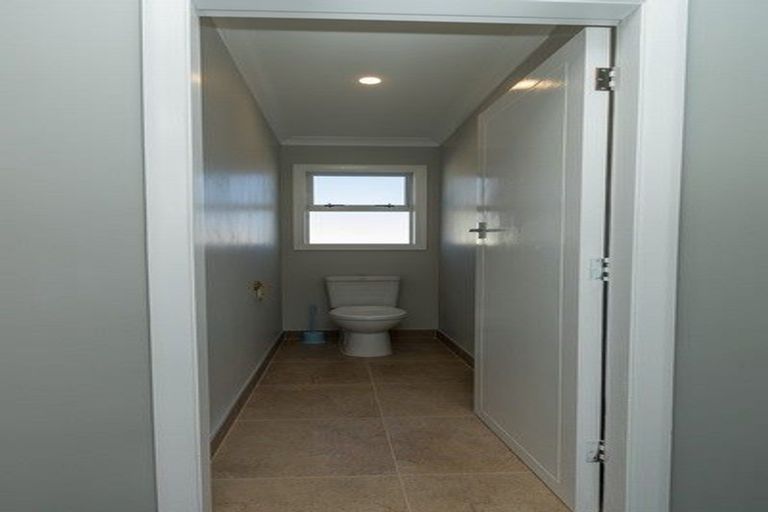 Photo of property in 415 Broadway, Stratford, 4332