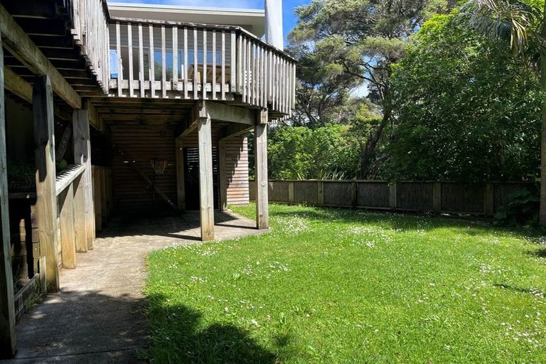 Photo of property in 3/27 Stanley Road, Glenfield, Auckland, 0629