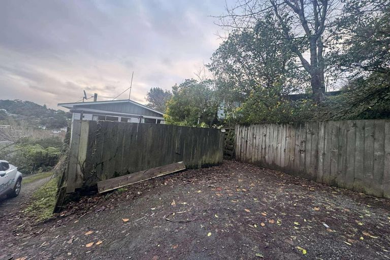 Photo of property in 27b Thomas Street, Stokes Valley, Lower Hutt, 5019