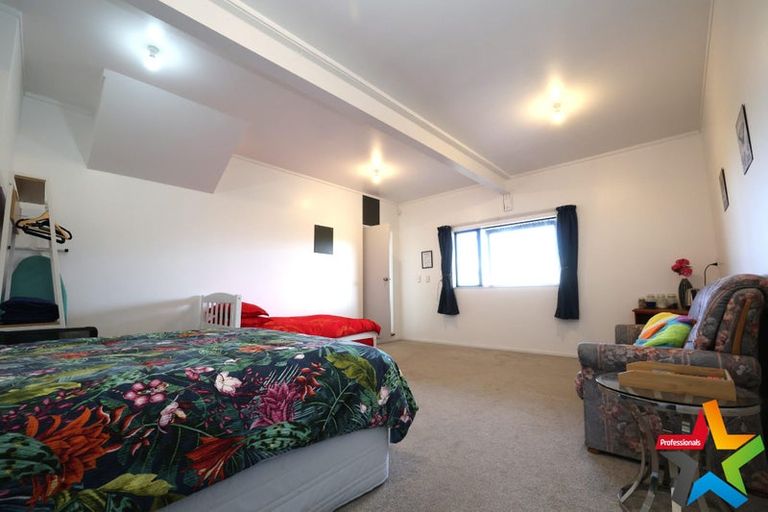 Photo of property in 31 Ewing Grove, Acacia Bay, Taupo, 3330