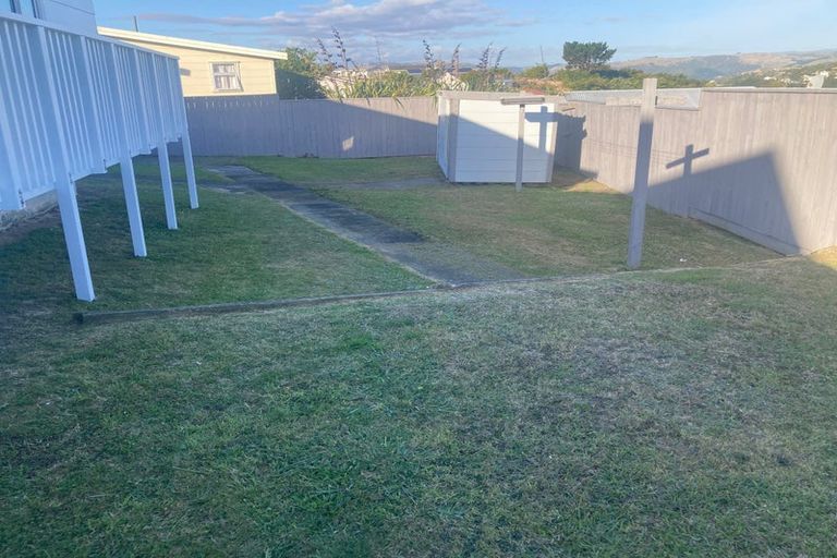 Photo of property in 8 Yemen Place, Ascot Park, Porirua, 5024