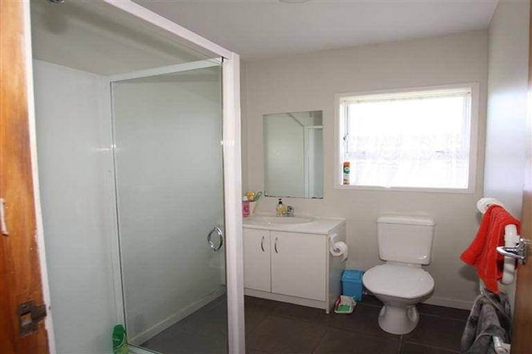 Photo of property in 2/268 Pakuranga Road, Pakuranga Heights, Auckland, 2010