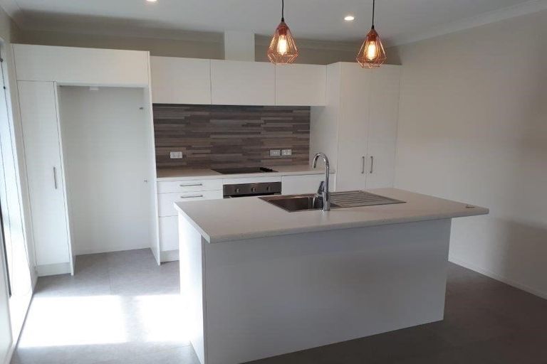 Photo of property in 16 Streamside Terrace, Kaiapoi, 7630