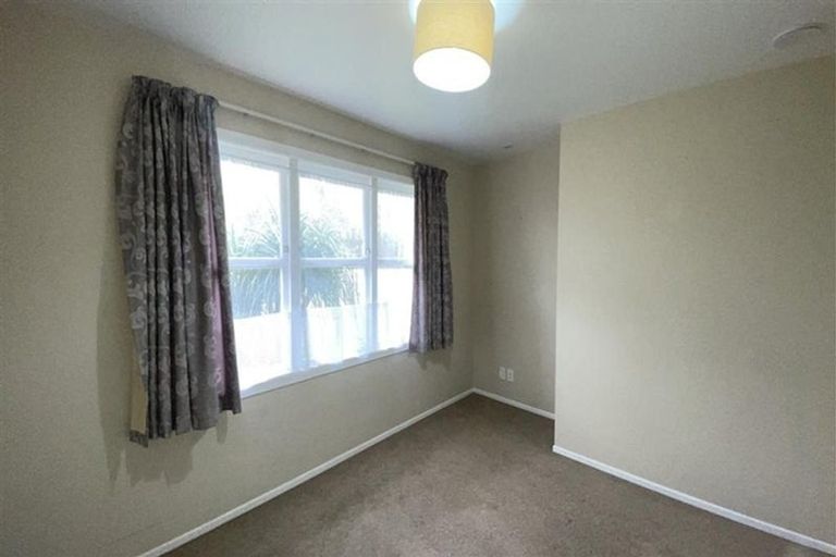 Photo of property in 6a Kelvin Road, Papakura, 2110