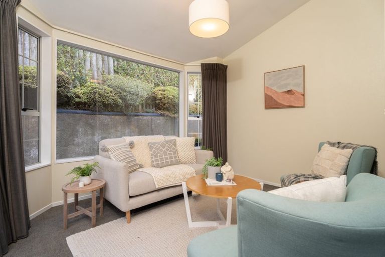 Photo of property in 3 Waterford Drive, Churton Park, Wellington, 6037