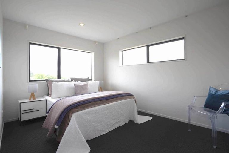 Photo of property in 69 Kirikiri Drive, Papakura, 2110