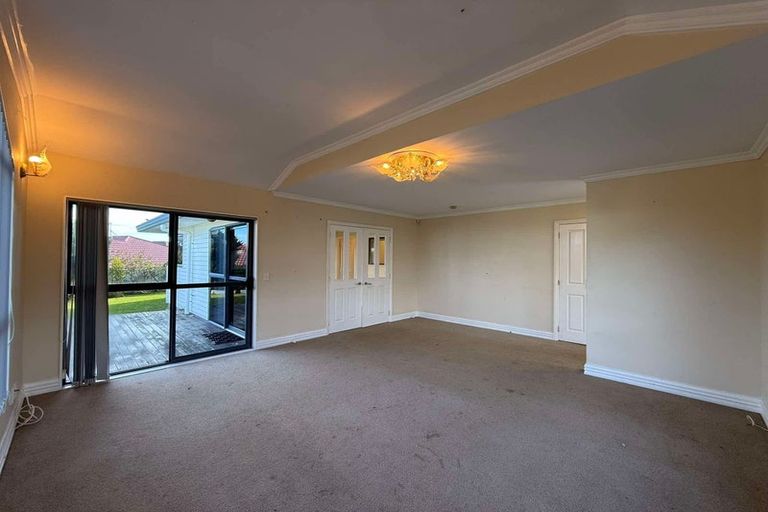 Photo of property in 10 Cabbage Tree Grove, Woodridge, Wellington, 6037