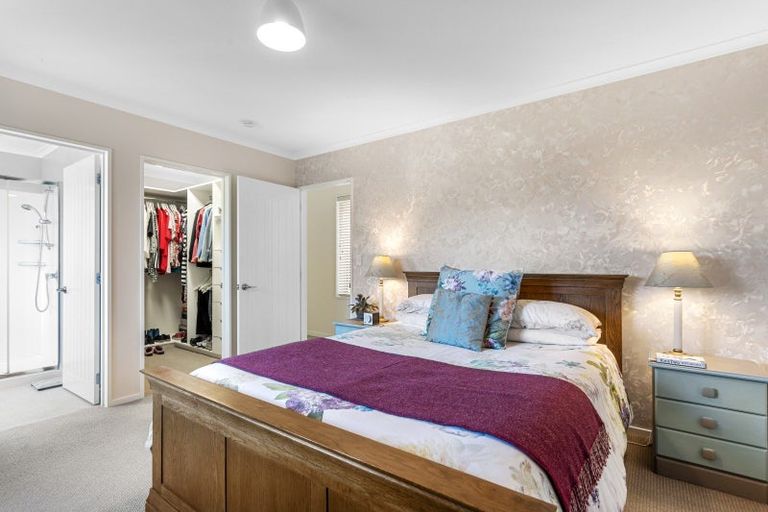 Photo of property in 17 Holly Place, Rangiora, 7400