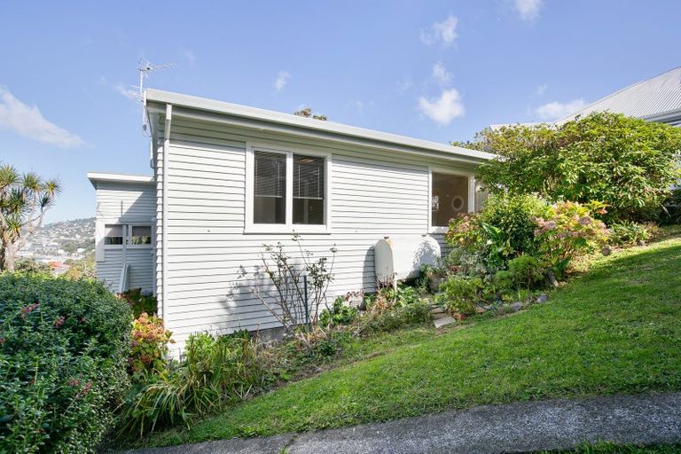 Photo of property in 2 Waipapa Road, Hataitai, Wellington, 6021