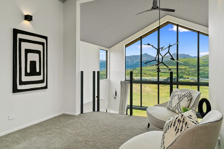 Photo of property in 44 Orford Drive, Jacks Point, Queenstown, 9371