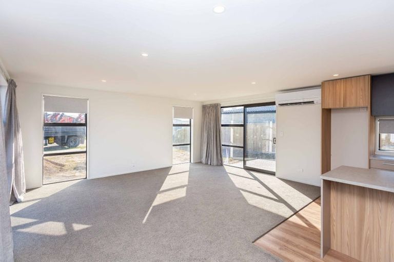 Photo of property in 41 Marcoola Drive, Rolleston, 7614