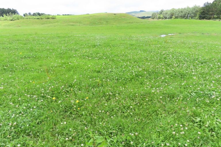 Photo of property in 4-6 Hammond Road, Taradale, Napier, 4112