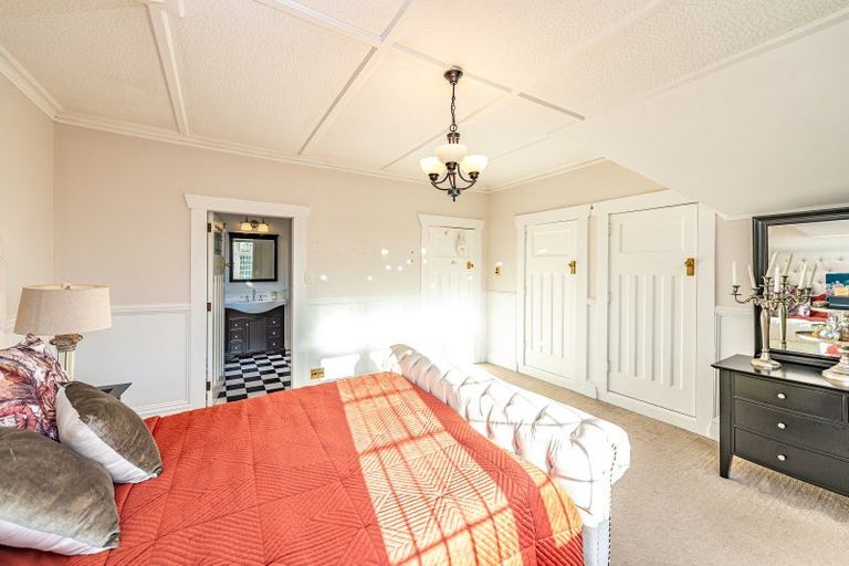 Photo of property in 12 Brassey Road, Saint Johns Hill, Whanganui, 4500