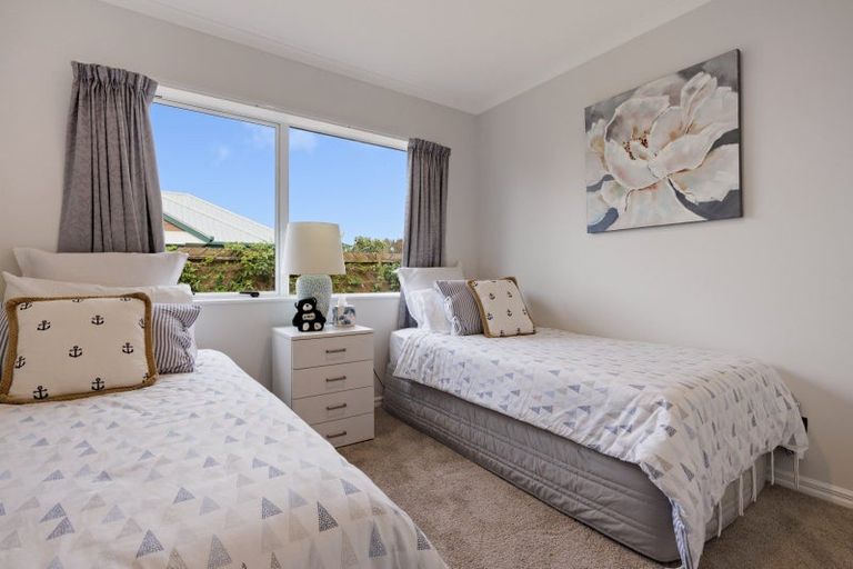 Photo of property in 90 Santa Monica Drive, Papamoa Beach, Papamoa, 3118