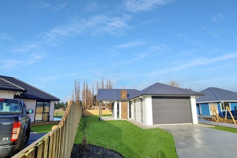 Photo of property in 30 Oldfield Lane, Marton, 4710