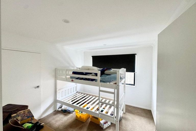 Photo of property in 65 Nobilo Road, Kumeu, 0810