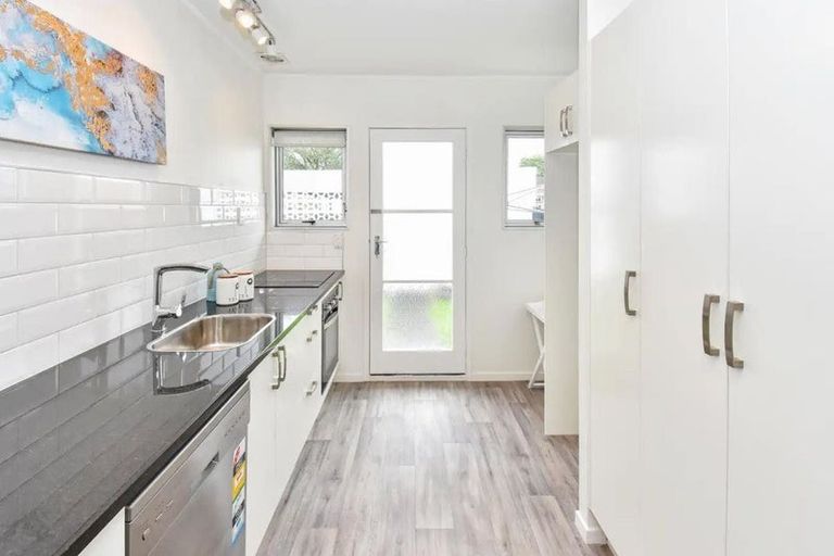 Photo of property in 5/97 Coronation Road, Papatoetoe, Auckland, 2025