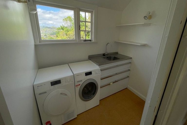 Photo of property in 66 Simla Crescent, Khandallah, Wellington, 6035