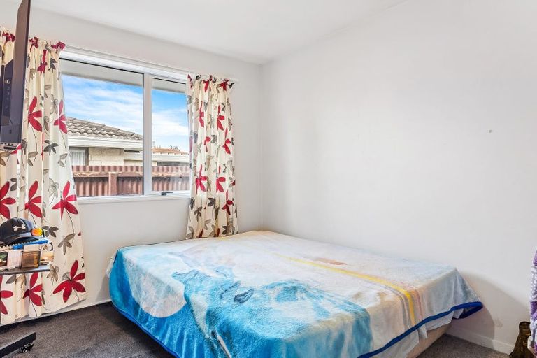 Photo of property in 74 Veitches Road, Casebrook, Christchurch, 8051