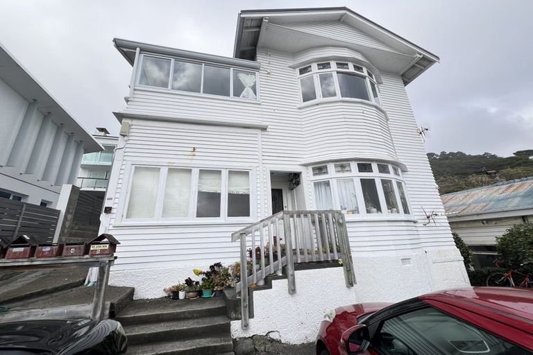 Photo of property in 5/20 Hay Street, Oriental Bay, Wellington, 6011