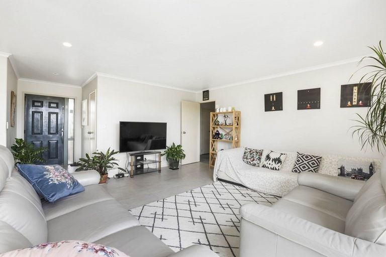 Photo of property in 23 Nobleman Place, Hamilton East, Hamilton, 3216