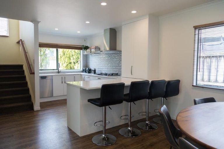 Photo of property in 630a Te Atatu Road, Te Atatu Peninsula, Auckland, 0610