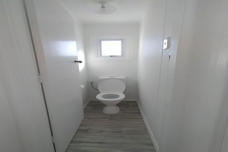 Photo of property in 143 Bartholomew Road, Levin, 5510