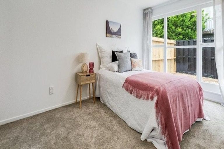 Photo of property in 2/43 Cameron Road, Hamilton East, Hamilton, 3216