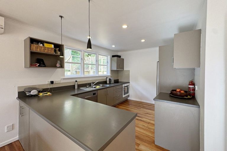 Photo of property in 99 Melbourne Road, Island Bay, Wellington, 6023
