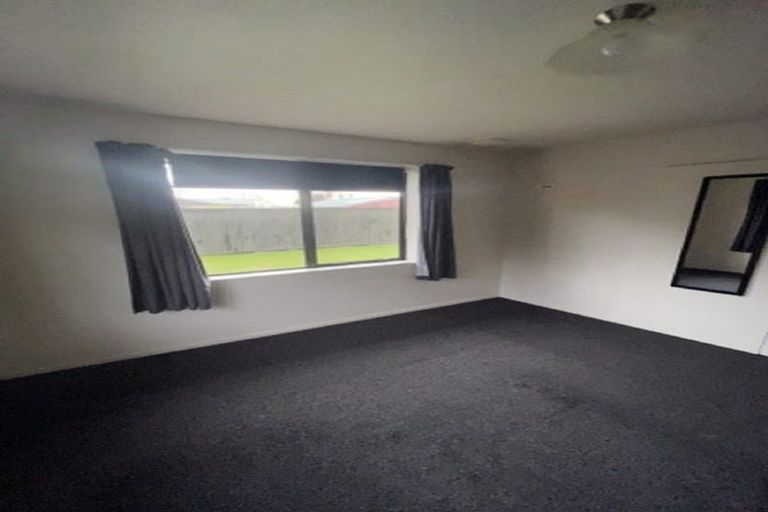 Photo of property in 9 Reserve Close, Woolston, Christchurch, 8062