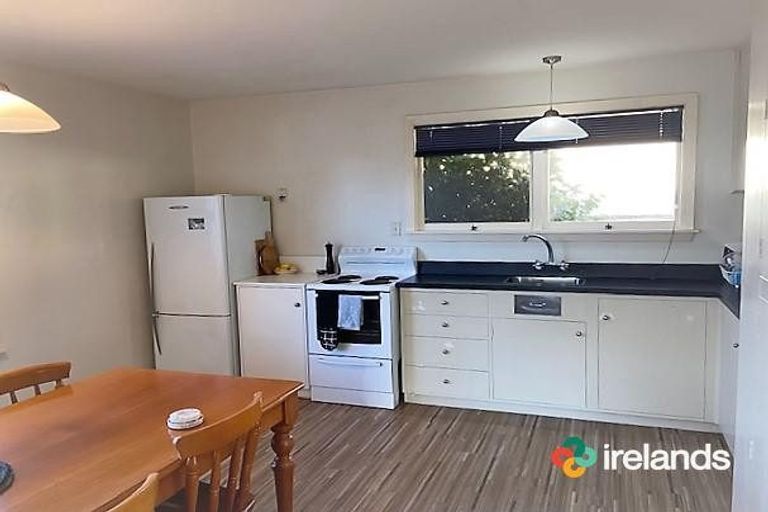Photo of property in 4 Kyeburn Place, Avonhead, Christchurch, 8042