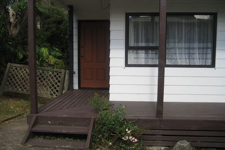 Photo of property in 21 Wattle Street, New Lynn, Auckland, 0600