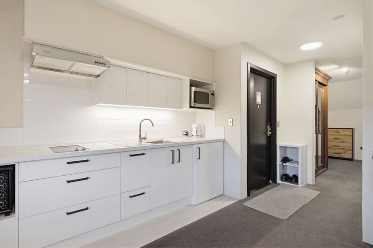 Photo of property in 10/24 Quiet Woman Way, Monaco, Nelson, 7011