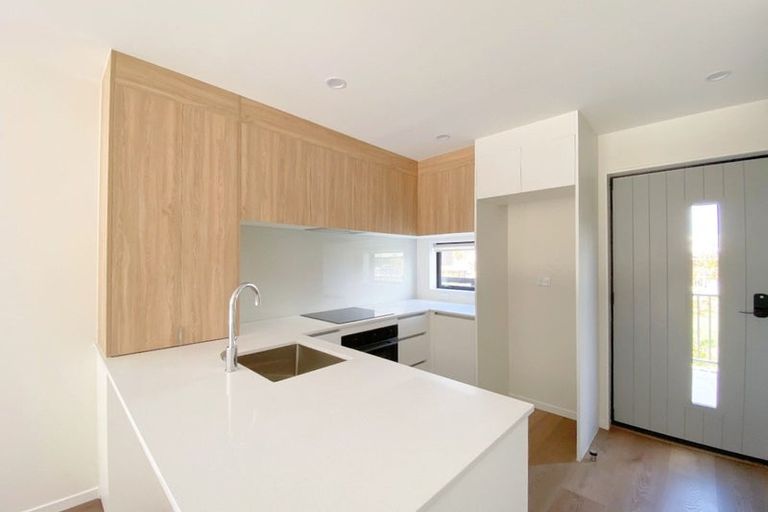 Photo of property in 1/60 Selo Street, Glen Eden, Auckland, 0602