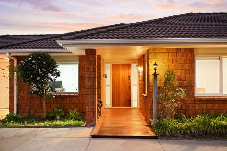 Photo of property in 115 Barrington Drive, Huntington, Hamilton, 3210