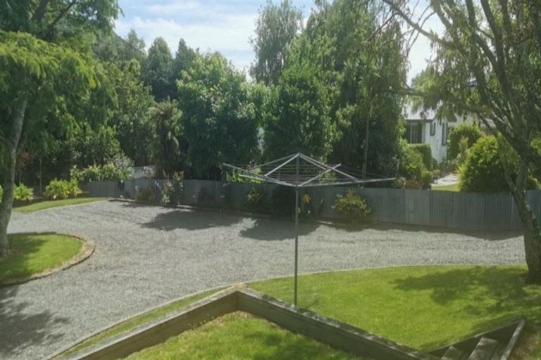 Photo of property in 1 Huia Street, Waikawa, Picton, 7220